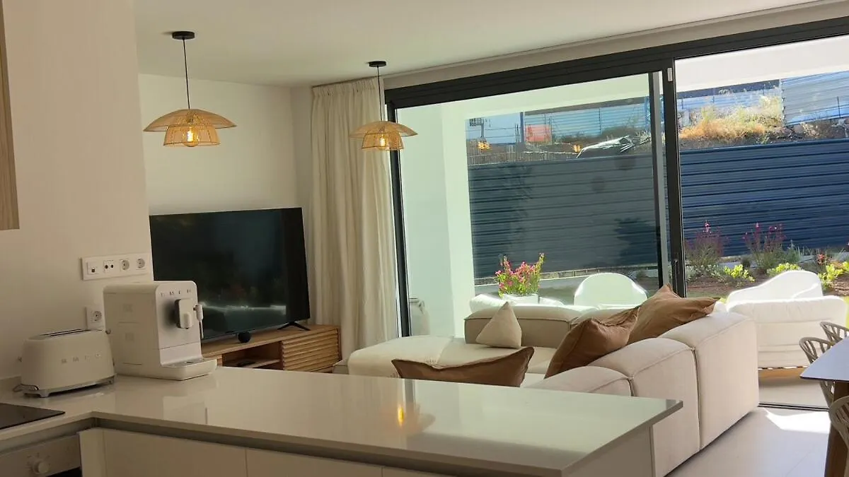 Beautiful 1-Bedroom Apartment In Estepona 0*,  Spanje